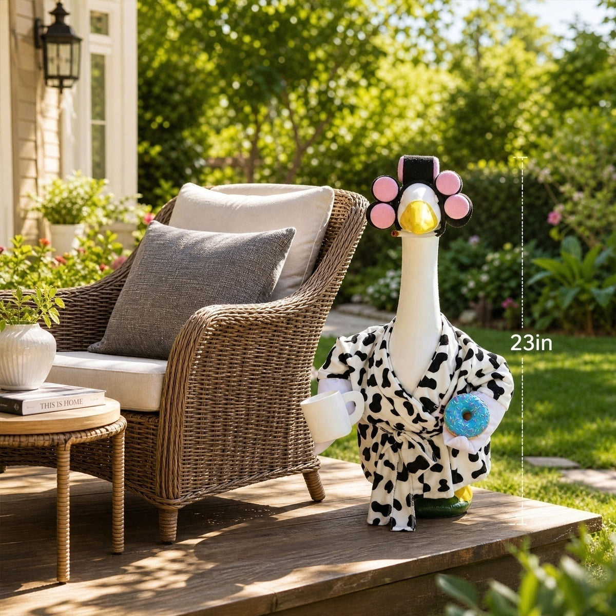 Lzobxe Porch Goose Clothes, Casual Style Lawn Yard Garden Decor for 23" High Cement or Plastic Geese, Goose Costume for All Season and Occasiona