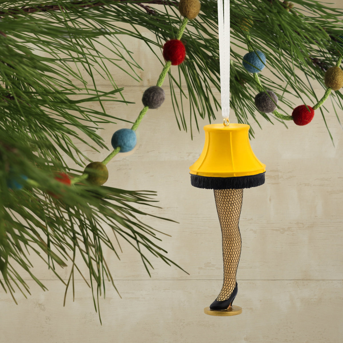 Hallmark Christmas Ornament (A Christmas Story Leg Lamp), 1 Count
