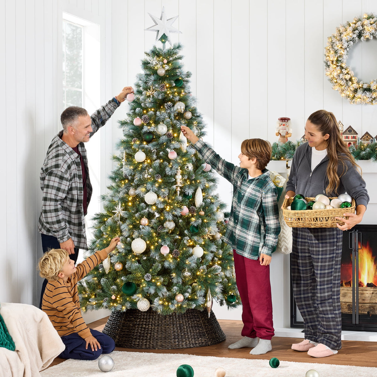 Best Choice Products 6ft Pre-Lit Frosted Scotch Pine Christmas Tree w/ 946 Branch Tips, 250 2-in-1 LED Lights