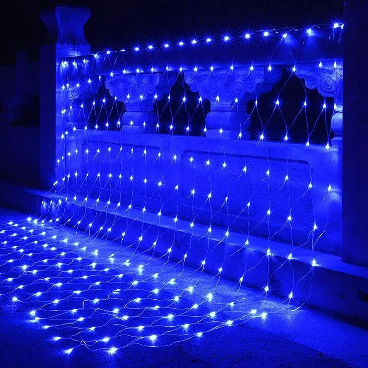 Garden Net Lights Battery Operated 4x6M 672LED Waterproof Net Mesh String Lights 8 Modes Fairy Lights for Indoor Outdoor Christmas Tree Bush Garden Backyard Décor