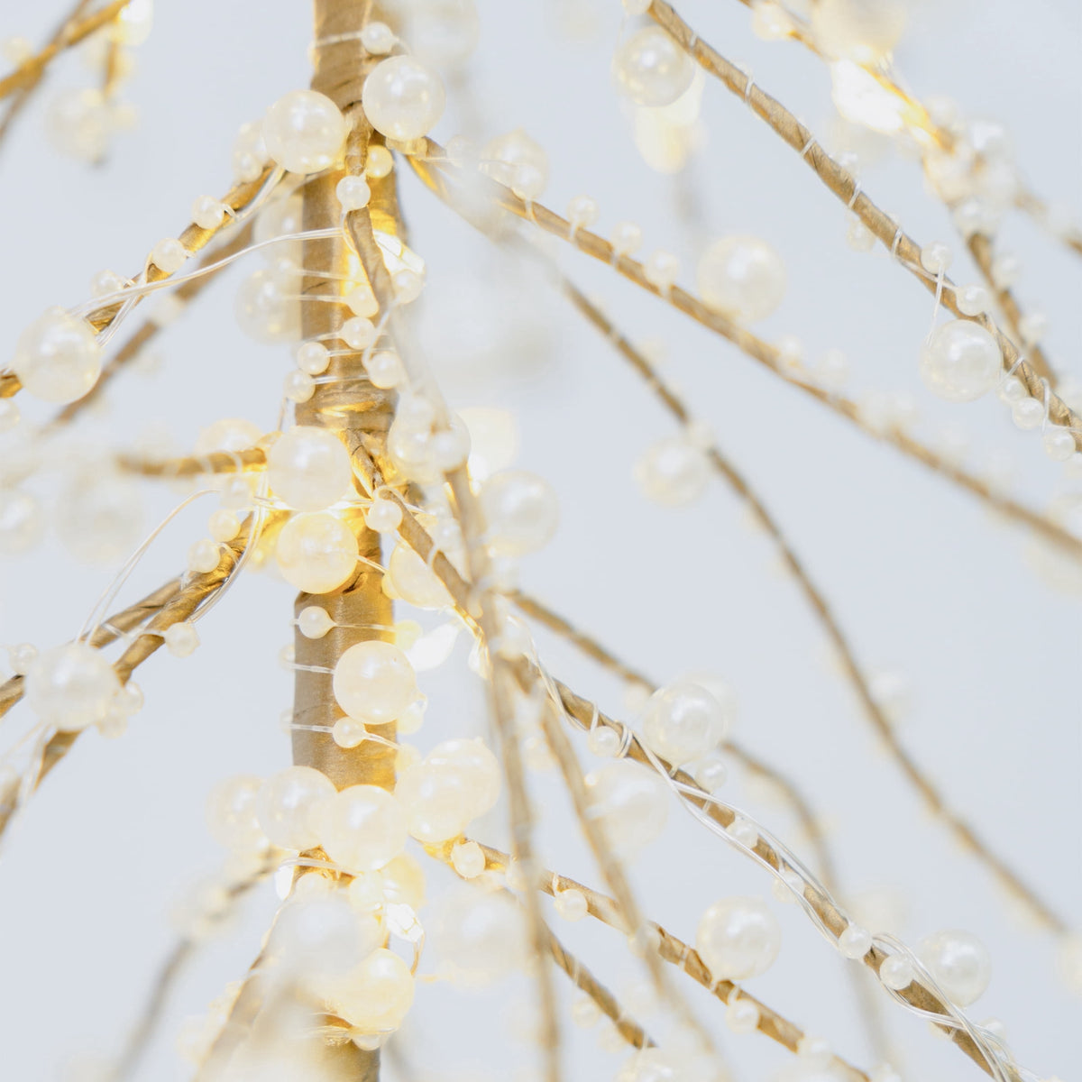 My Texas House Light-Up Beaded Tree Christmas Decoration, White and Gold, 18.5"