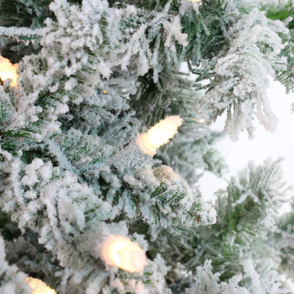 Fraser Hill Farm 6.5-Ft Flocked Mountain Pine Artificial Christmas Tree with Warm White LED Lights, FFMP065-5SN