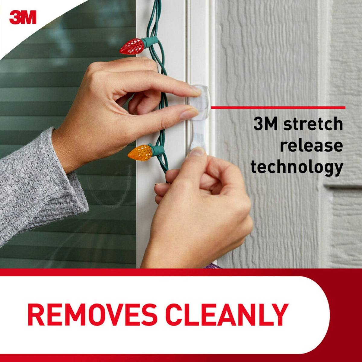 Command Outdoor Light Clips, Clear, Damage Free Decorating, 30 Clips and 32 Command Strips
