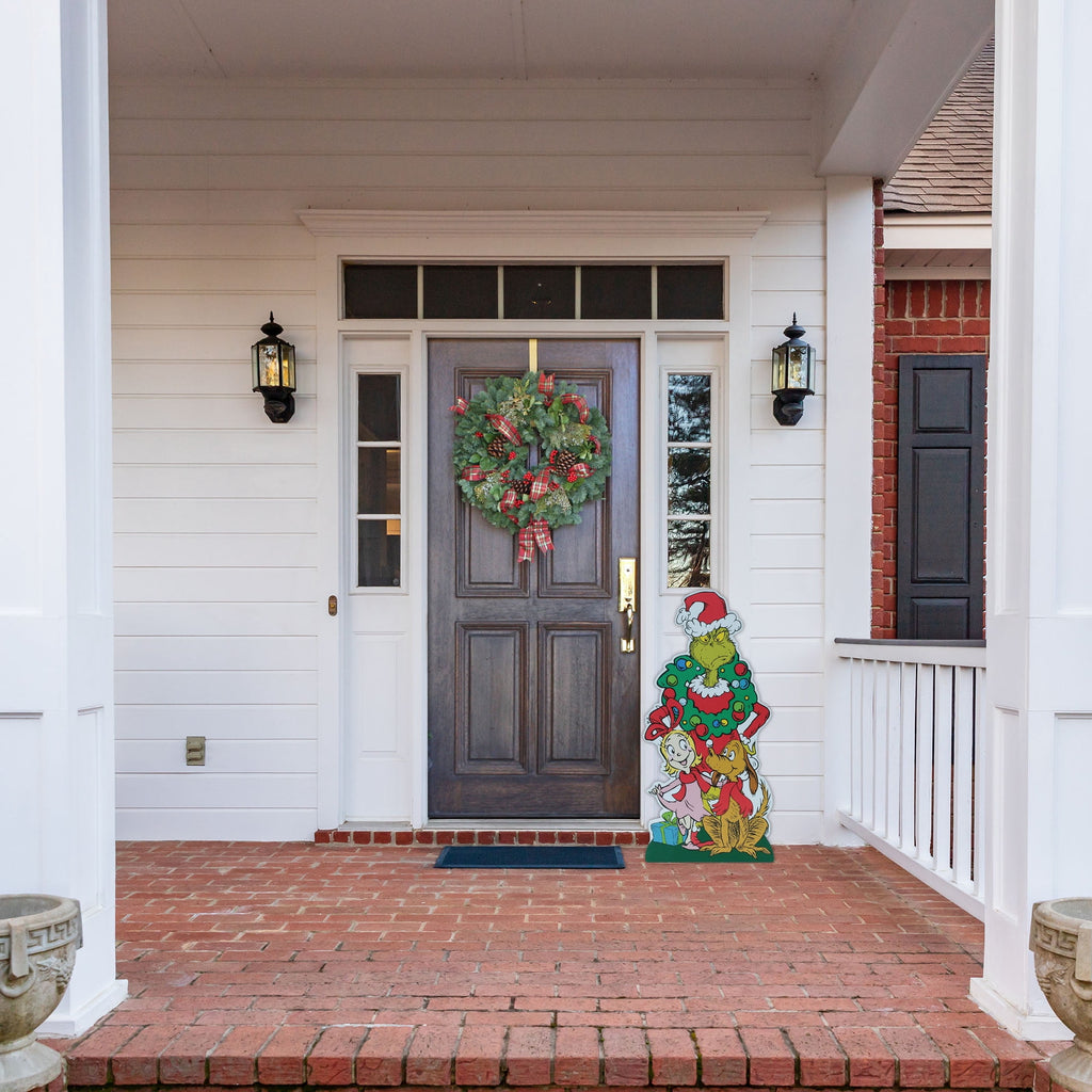 Dr. Seuss The Grinch, Cindy‑Lou & Max Christmas MDF Greeter – 28 Inch Holiday Decoration