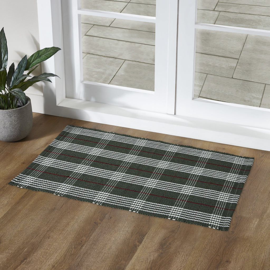 My Texas House Green Holiday Plaid Indoor/Outdoor Layering Christmas Rug, 24" x 38"