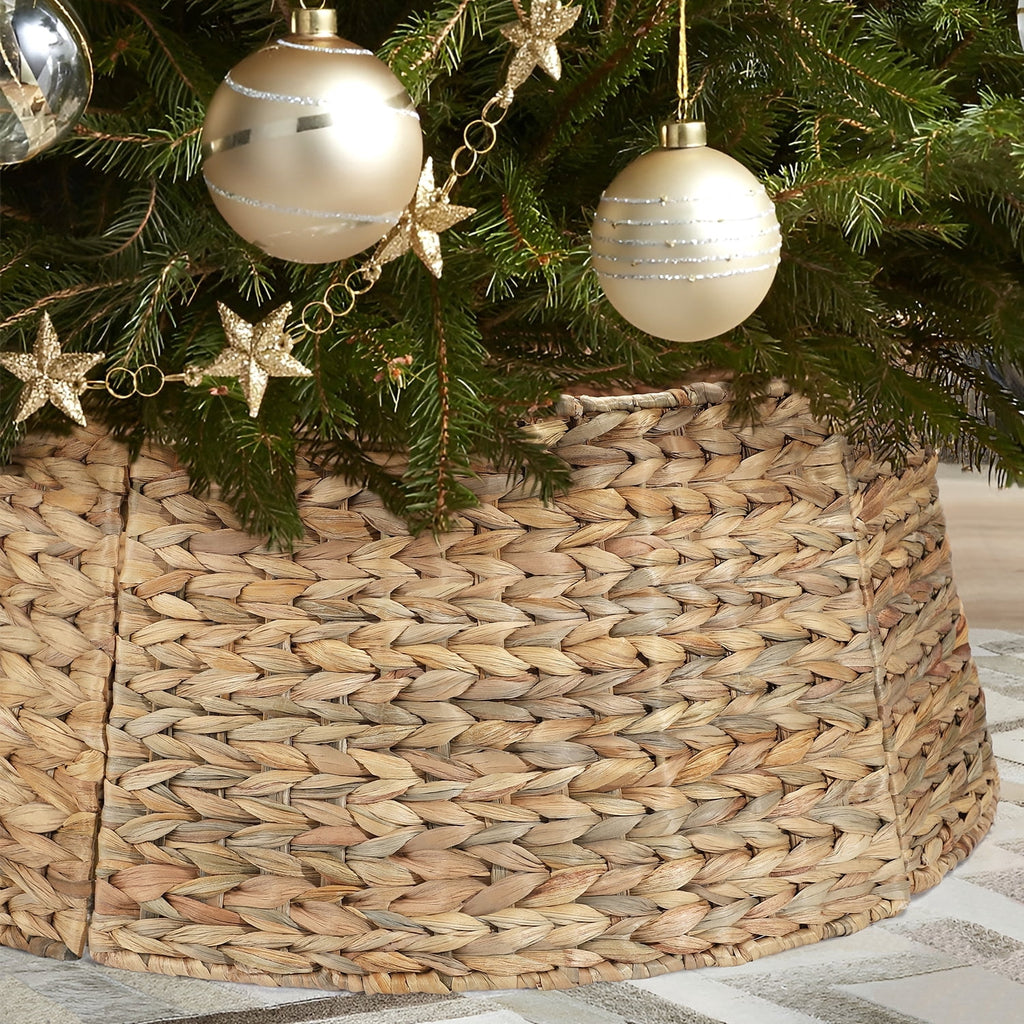 Ayieyill 26in Woven Hyacinth Christmas Tree Collar, Christmas Tree Decorations, Tree Skirt Accessory w/ Cord Cut-Out | Natural