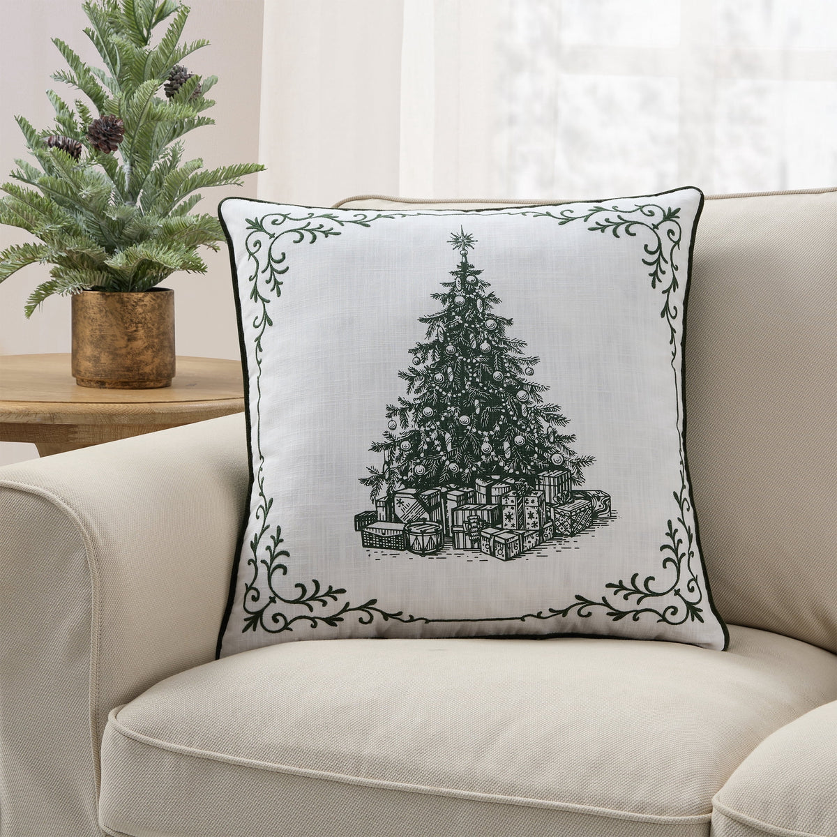 My Texas House Vintage Christmas Tree Decorative Pillow, Green and White, 20" x 20"