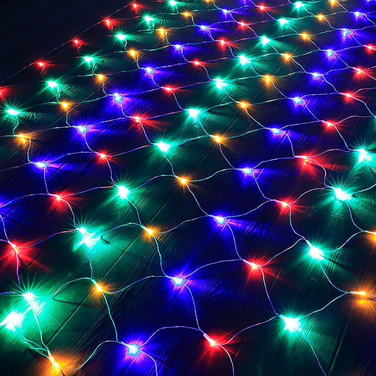Garden Net Lights Battery Operated 4x6M 672LED Waterproof Net Mesh String Lights 8 Modes Fairy Lights for Indoor Outdoor Christmas Tree Bush Garden Backyard Décor