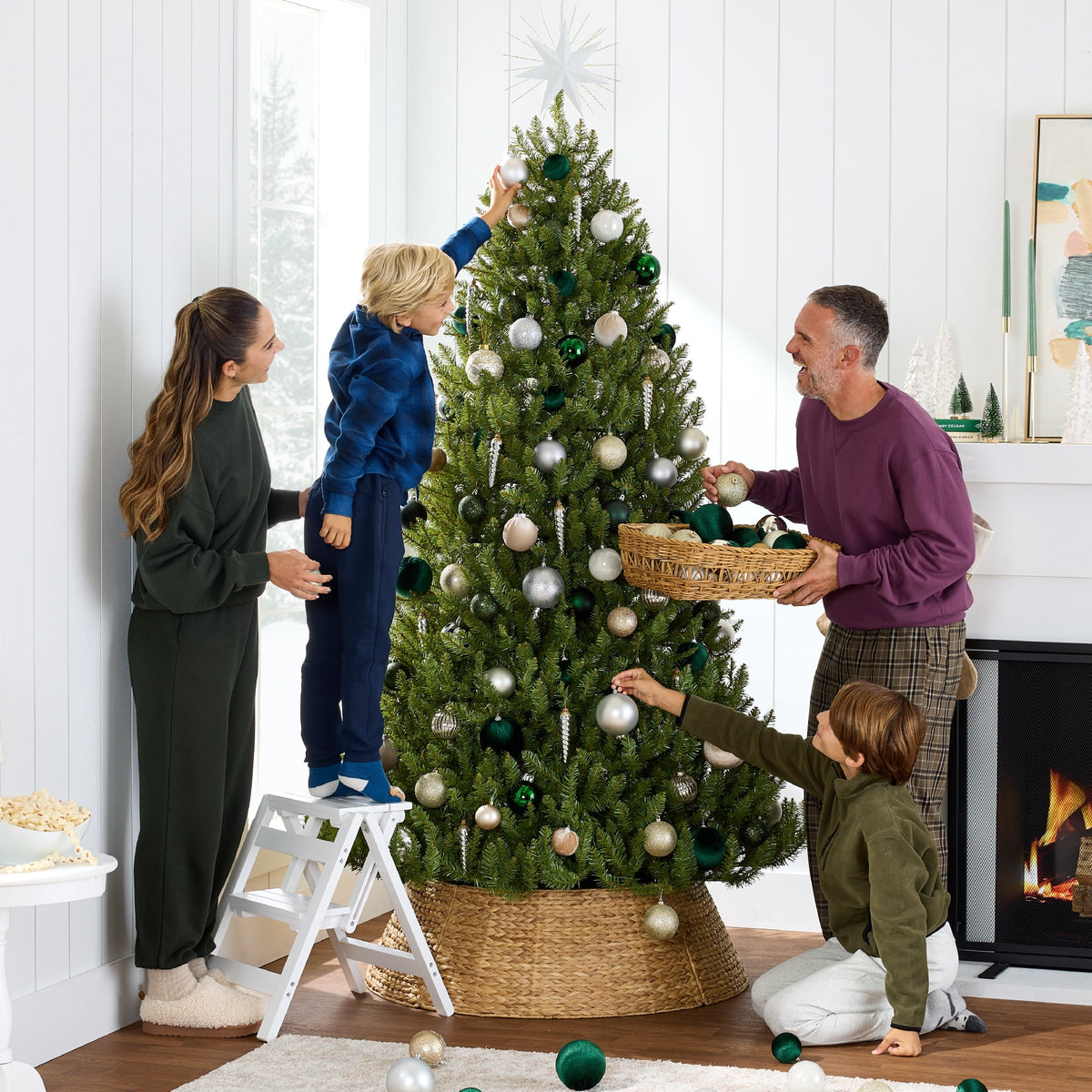 Best Choice Products 6ft Premium Hinged Nordic Fir Christmas Tree Holiday Decoration w/ Foldable Metal Base