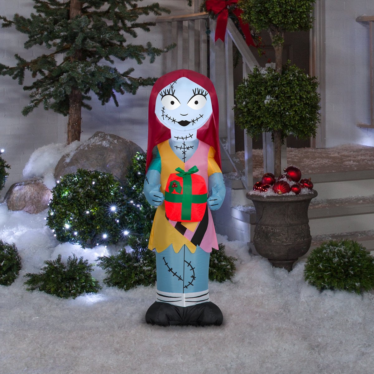 Gemmy Airblown Inflatable Sally with Gift Box