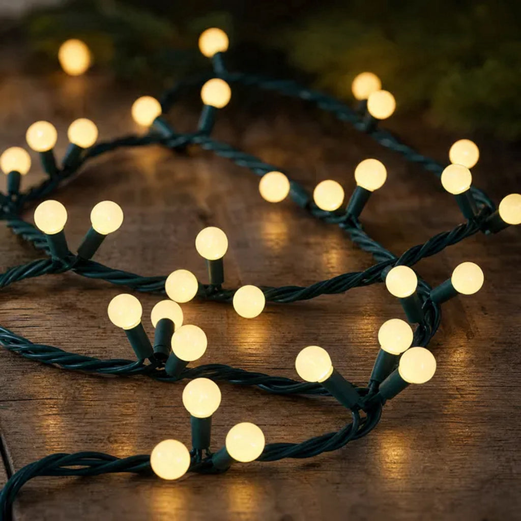 Indoor/Outdoor 90-Count LED G15 Globe Christmas Garland Lights, Frosted Warm White, Green Wire, 9', by Holiday Time