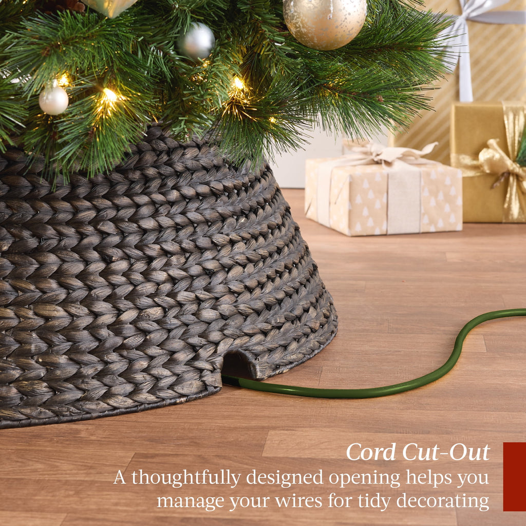 Best Choice Products 24in Woven Hyacinth Christmas Tree Collar, Tree Skirt Accessory w/ Cord Cut-Out - Chestnut