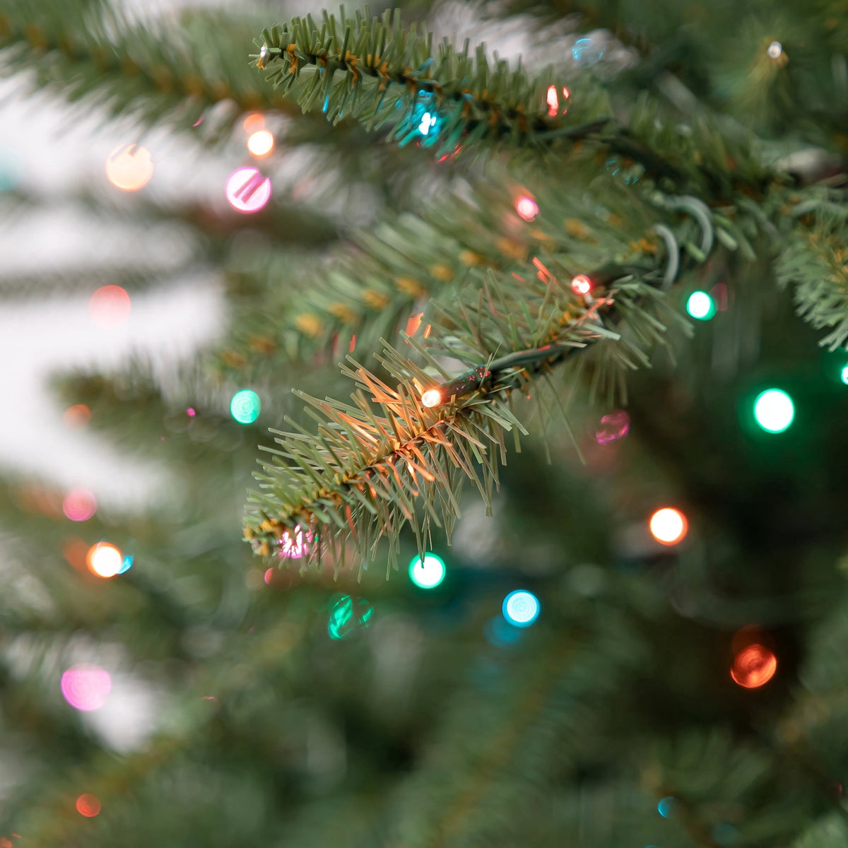 7.5' Pre-Lit Milford Pine Green Artificial Christmas Tree with LumaDazzle Color-Changing Twinkle LED Lights, Quick Set, and Stand, by Holiday Time