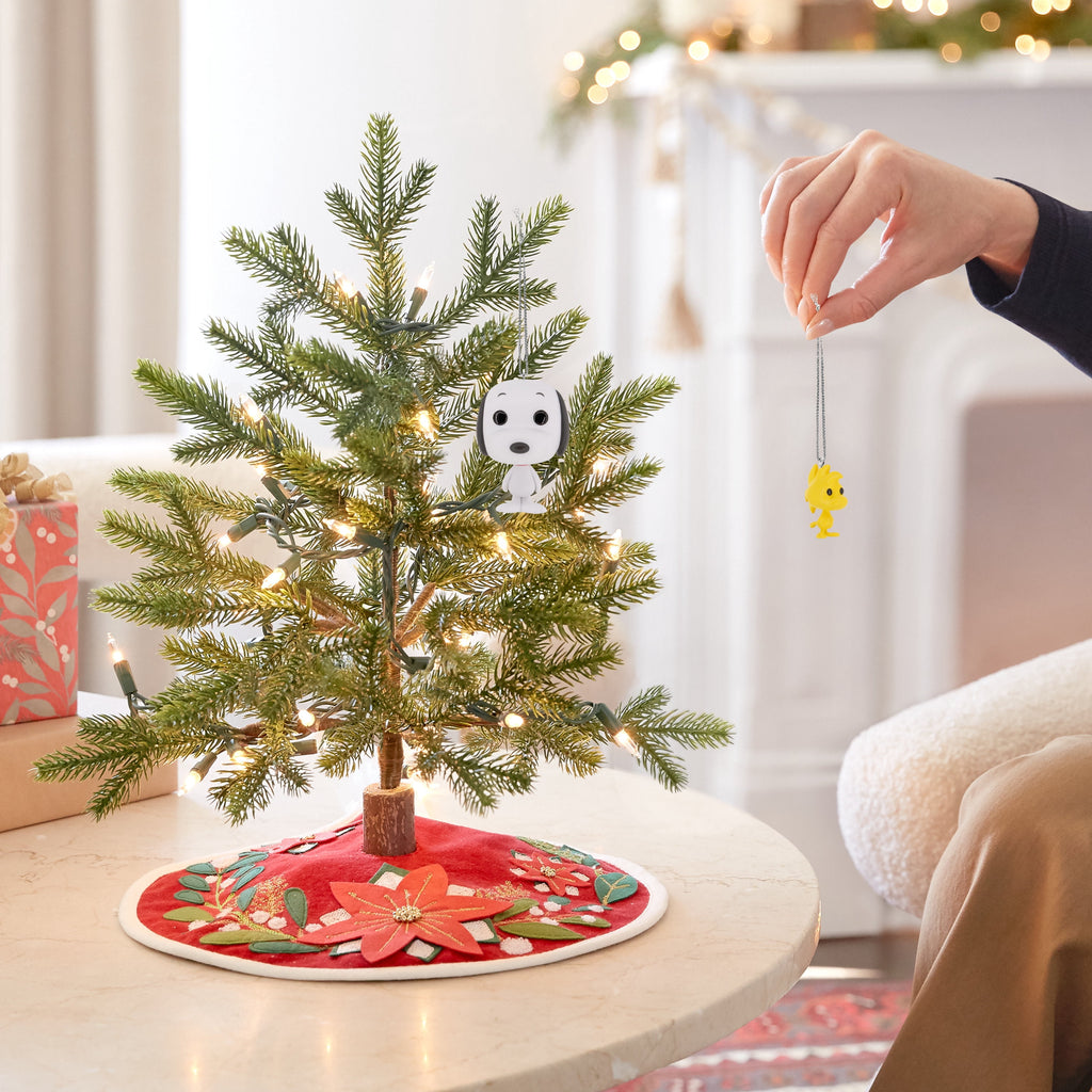 Hallmark Christmas Ornaments (Snoopy and Woodstock Funko POP!), Set of 2