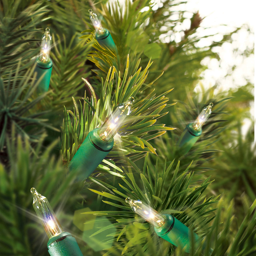 Indoor/Outdoor 300-Count Incandescent Mini Christmas String Lights, Clear, Green Wire, 59', by Holiday Time