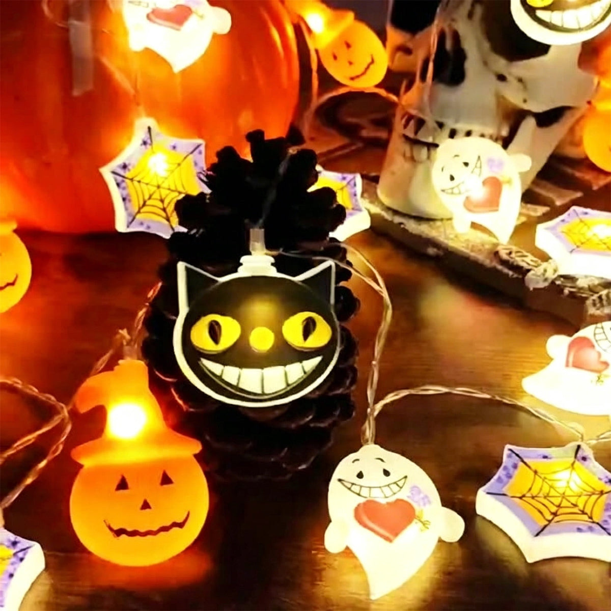 AZXY Halloween String Lights, Ghost Shaped White Halloween Lights, Indoor Outdoor Halloween Decor, Halloween Party Indoor Decor, Battery 5 FT Halloween Decorations, Stair Mantel Patio Halloween Decor