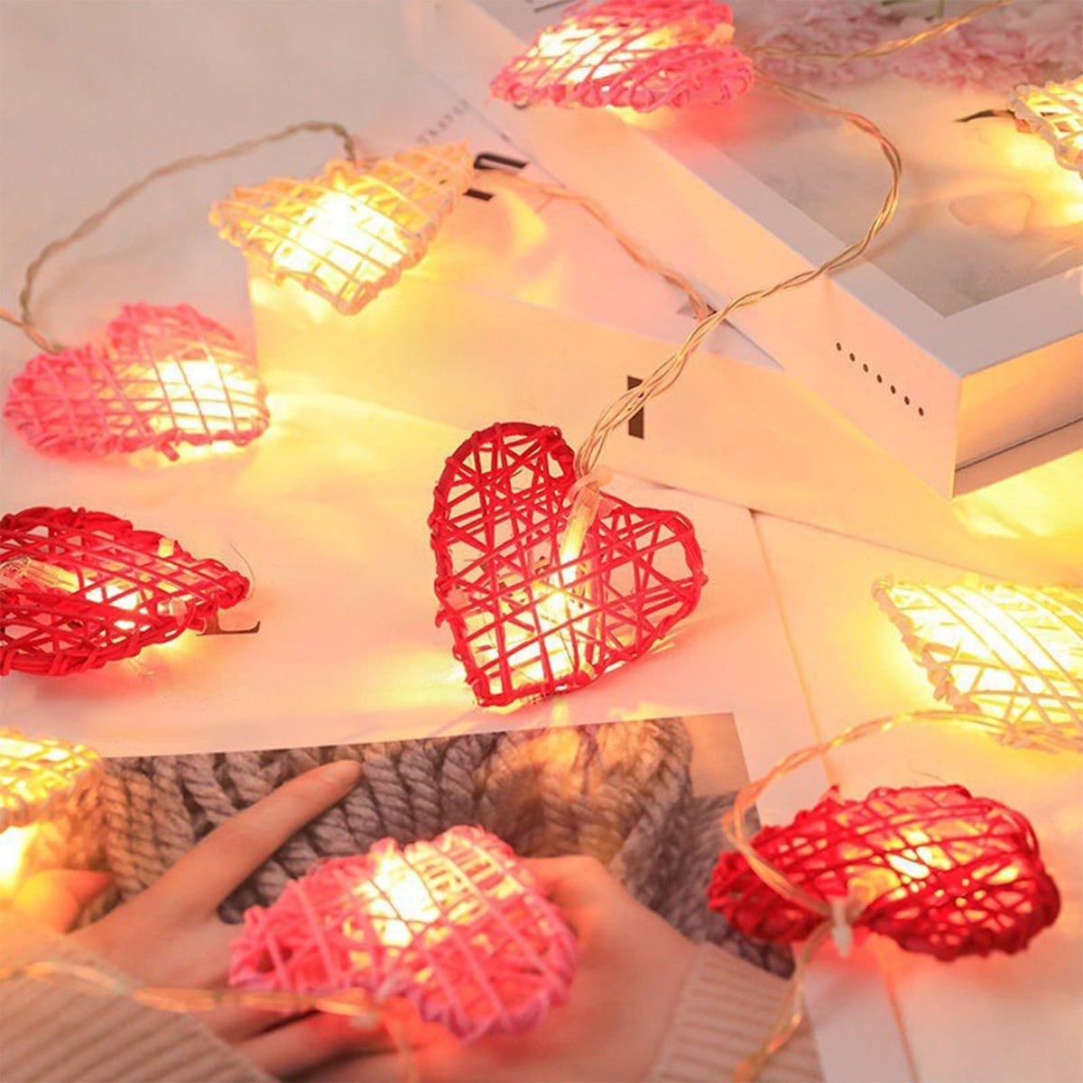 XGFHYJEH 5ft Valentines Day Decorations, Valentines Day Lights, Valentines String Lights, Valentine's Day Decor, Heart String Lights, Battery Operated