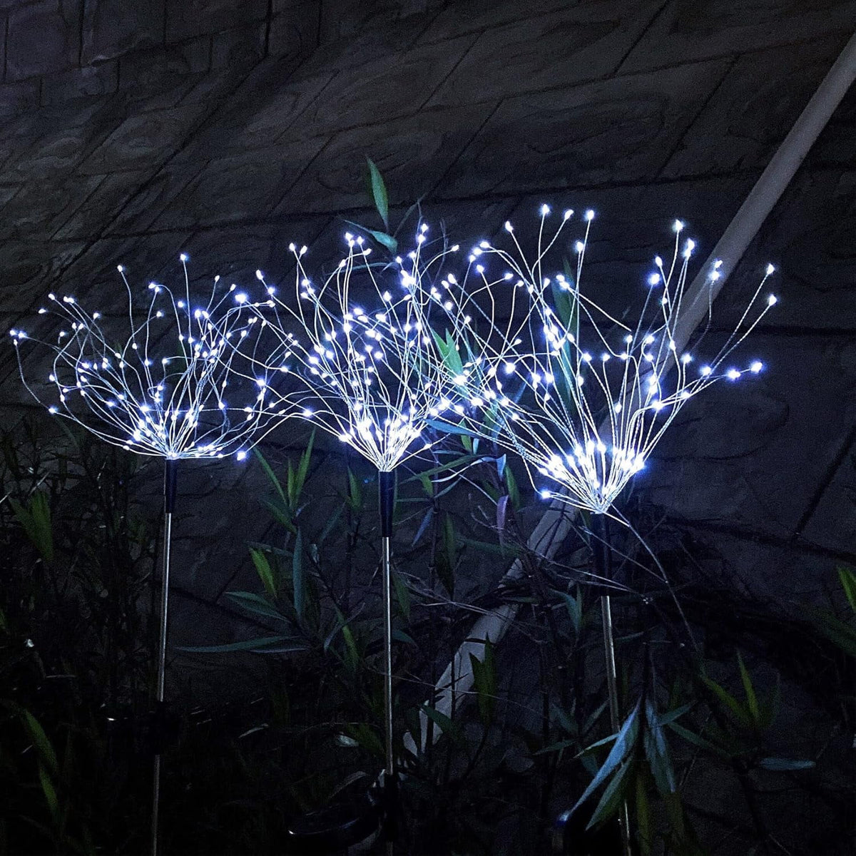 Outdoor Solar Lights Firework, 2 Pack 120 LEDs Waterproof Solar Lights for Outside Garden Yard Pathway Fence - Warm White